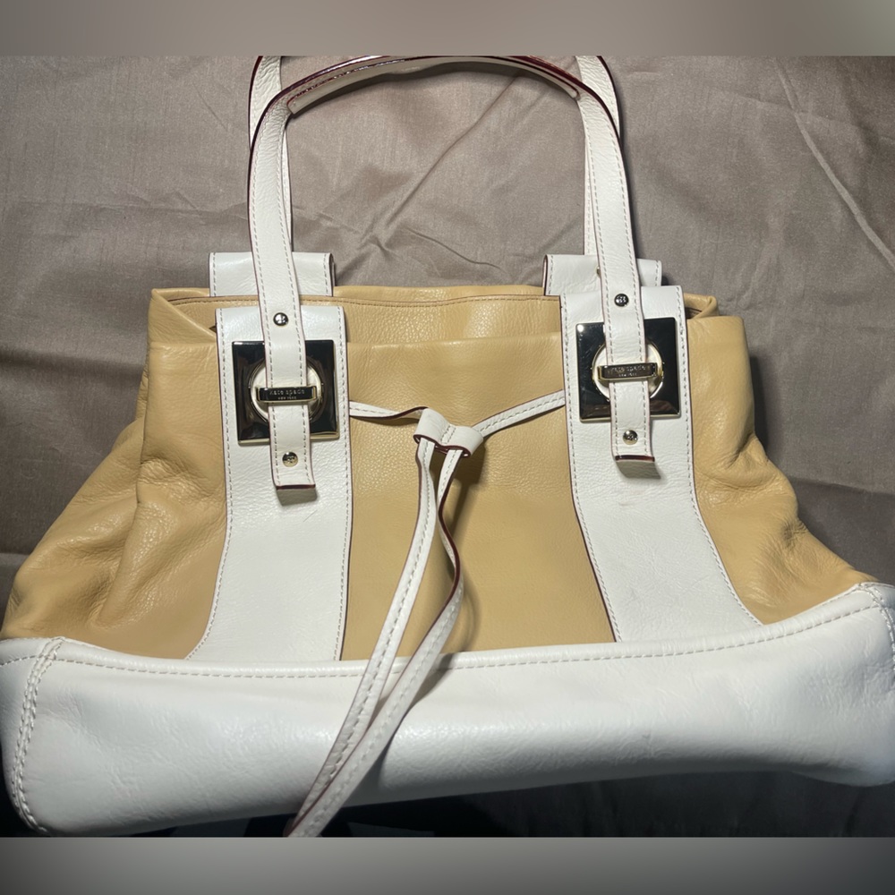 Large Kate Spade satchel bag like new tan and white